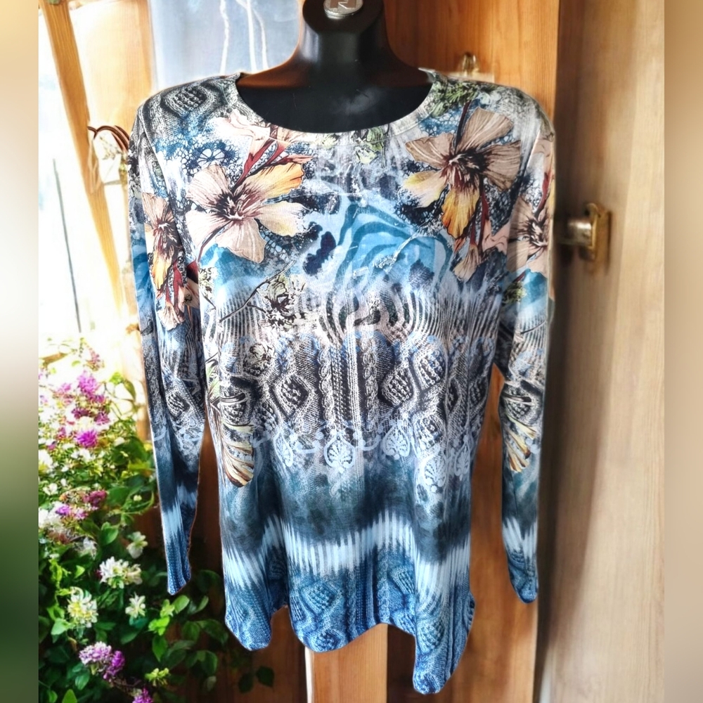 Northern Traditions Floral Multi-Patterned Women's Long Sleeve Top